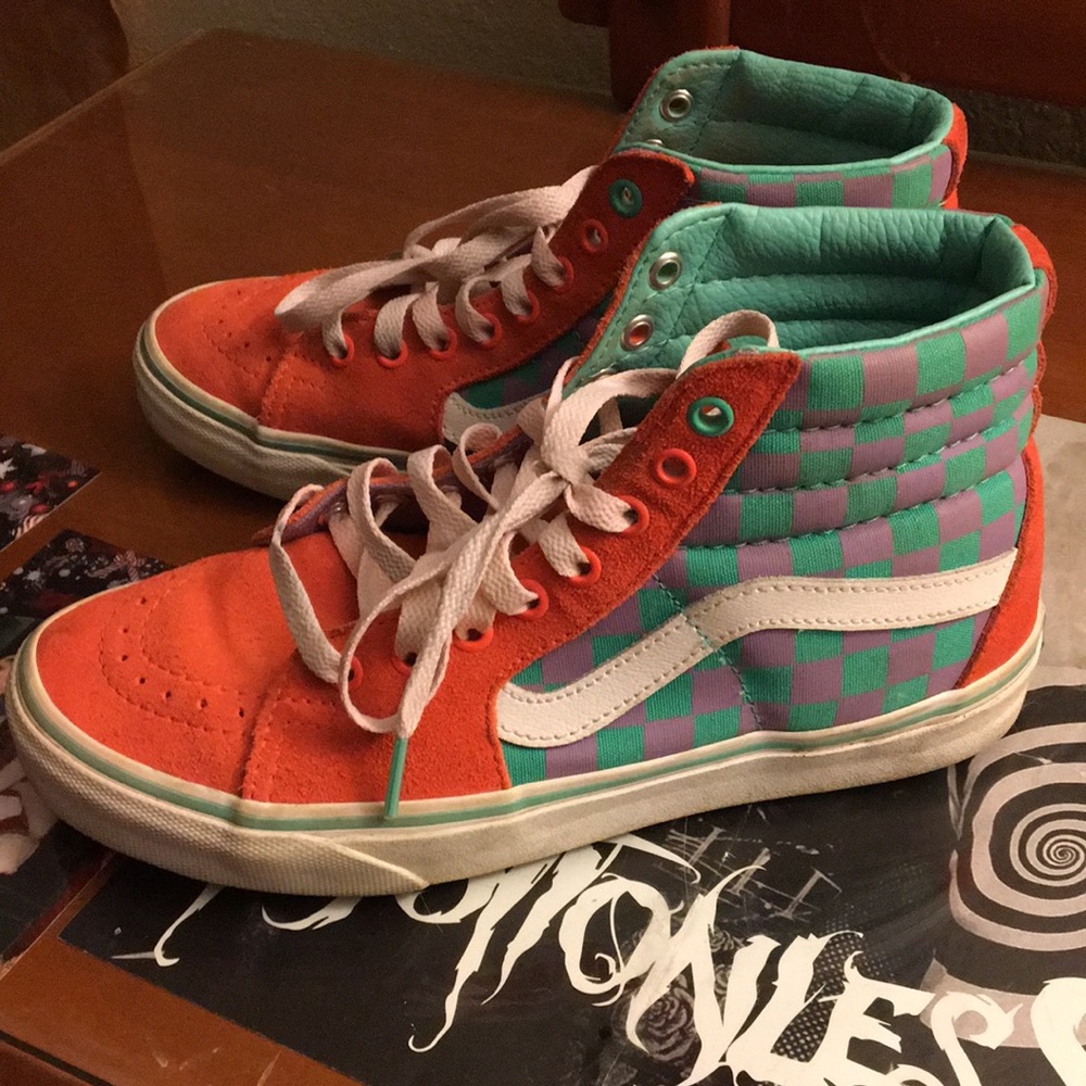 Vans size 8 checkered shoes